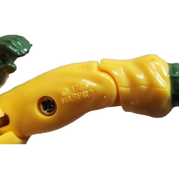 Vintage Hasbro GI Joe Figure 1985 Airtight Hostile Enviroment w File Card Gun - Picture 3 of 8